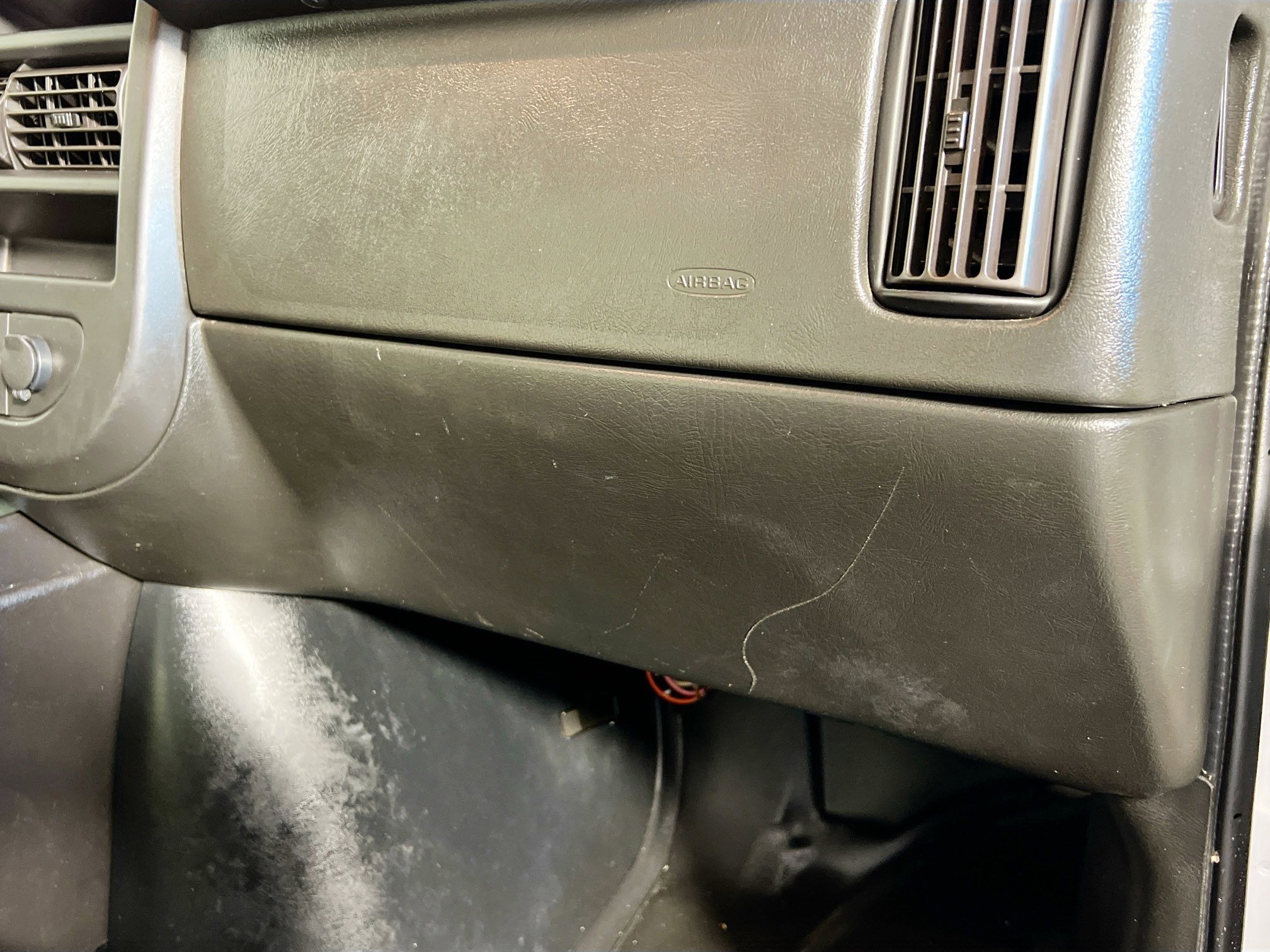 Used 2021 Chevrolet Express 2500 Extended w/ Communications Package image 31