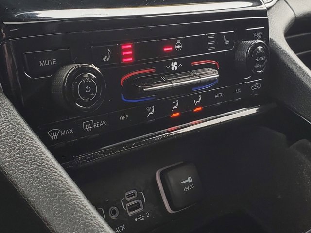 Certified 2023 Jeep Grand Cherokee L Altitude image 21