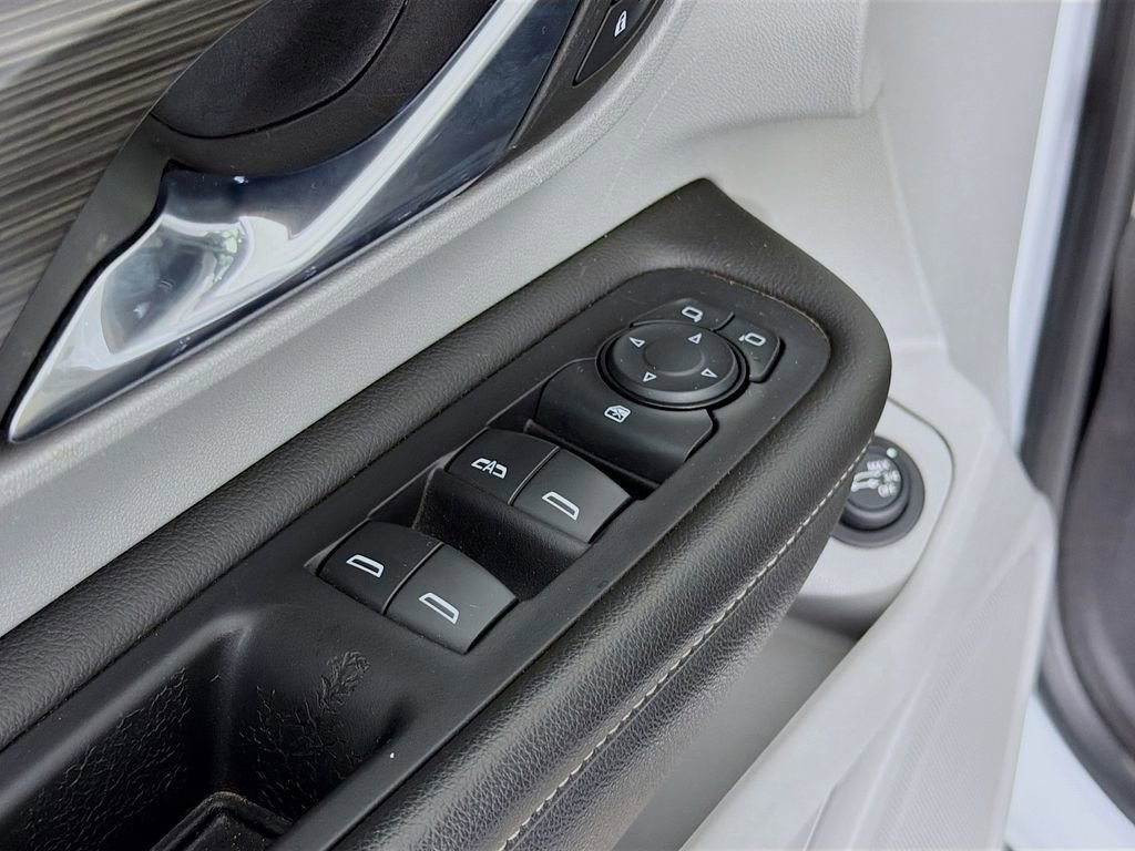 Used 2024 GMC Terrain SLT image 20