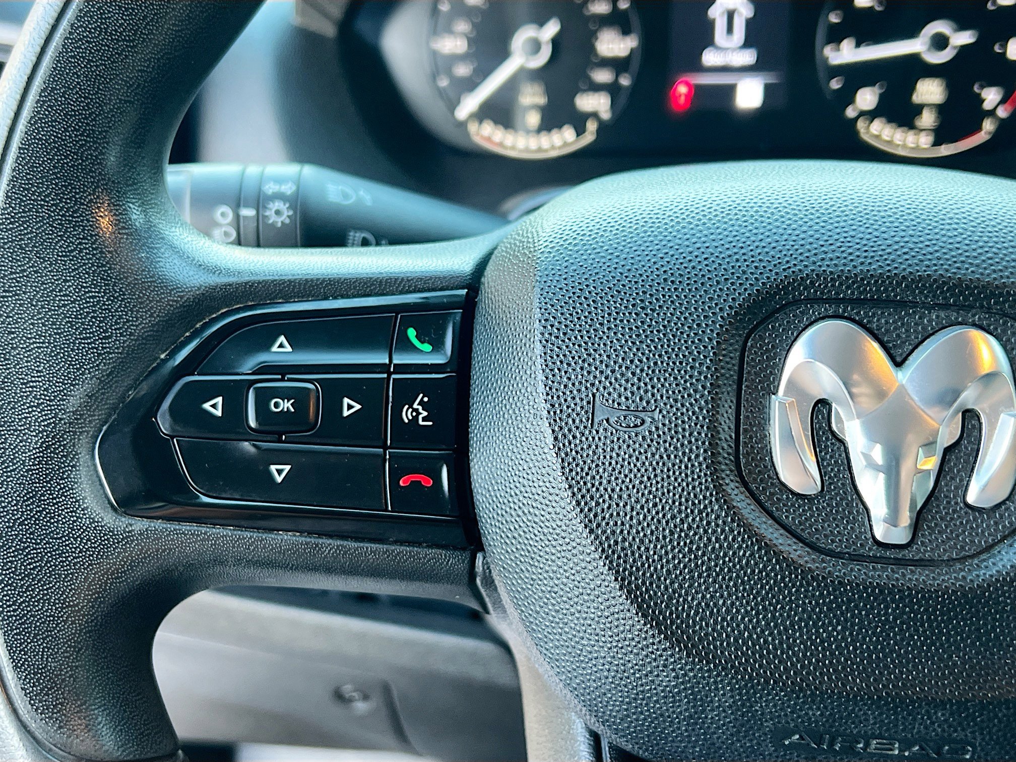 Used 2022 RAM ProMaster 2500 w/ Convenience Group image 17