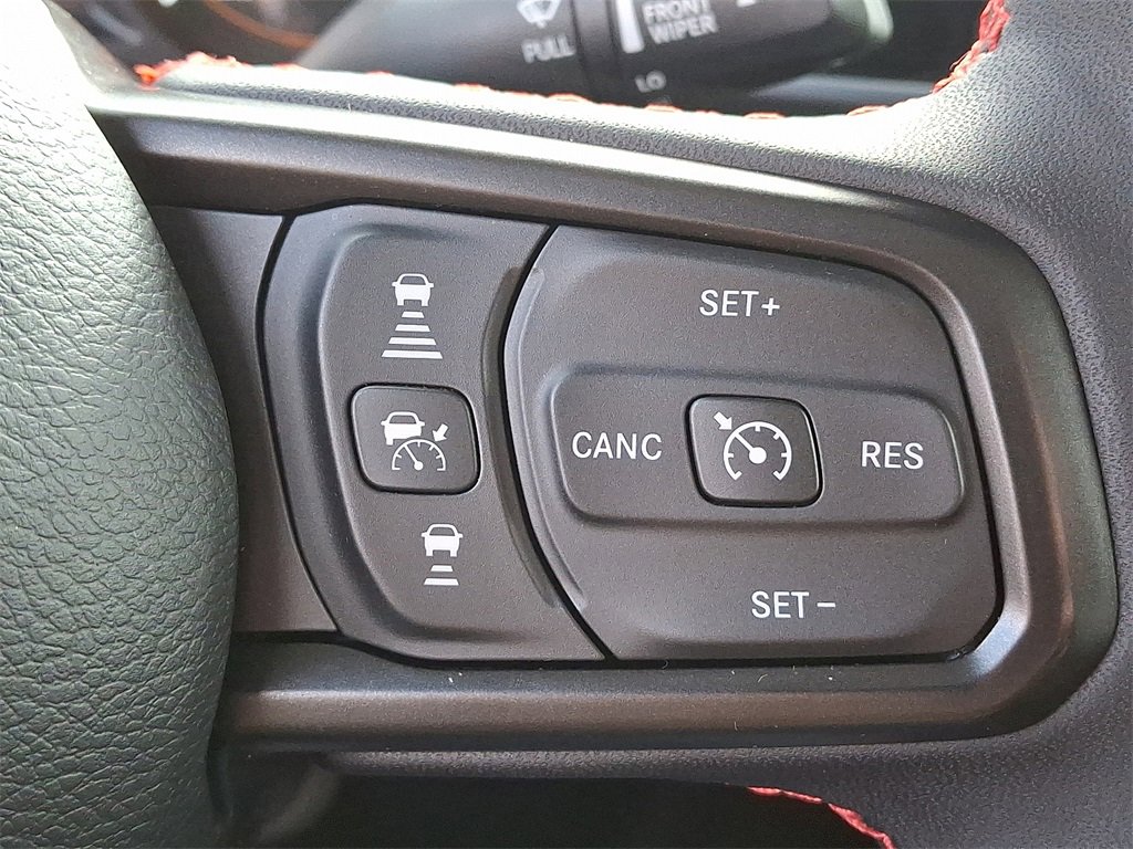 Used 2024 Jeep Gladiator Rubicon w/ Technology Group image 23