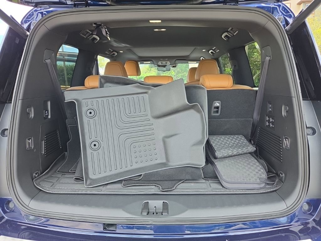 Used 2025 Nissan Armada Platinum Reserve image 24