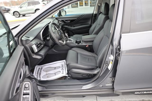 Certified 2025 Subaru Outback Limited image 18