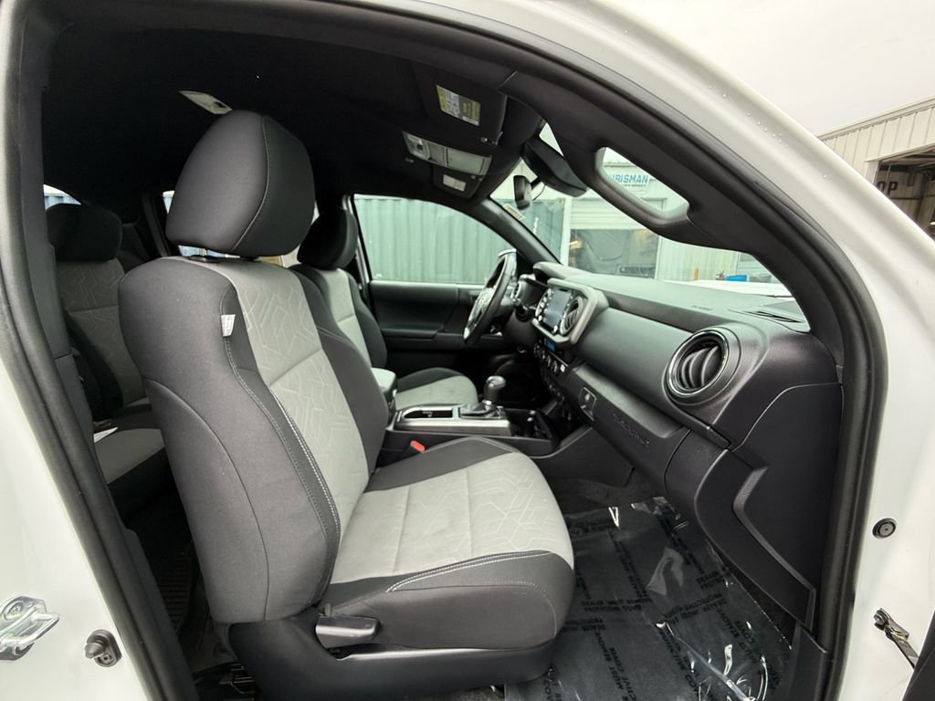 Used 2023 Toyota Tacoma TRD Sport AWD/4WD image 22