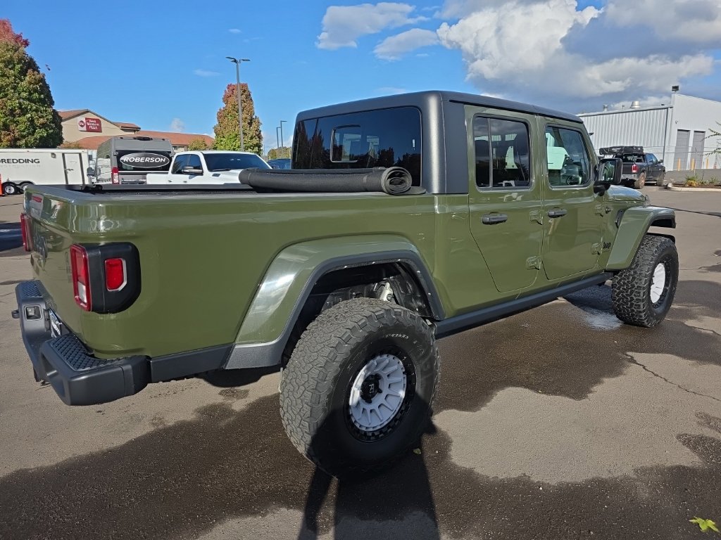 Used 2021 Jeep Gladiator Sport AWD/4WD image 5