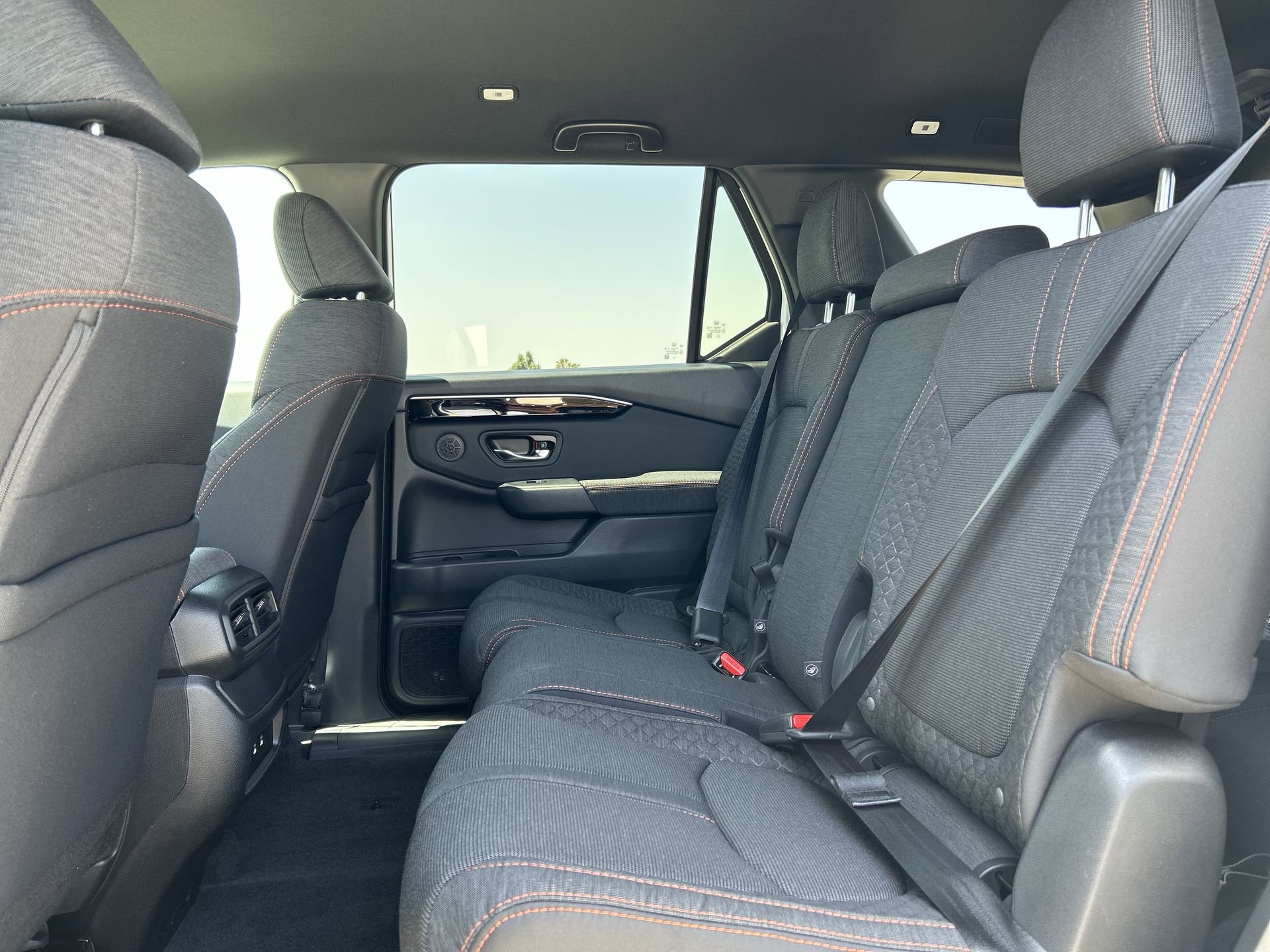 New 2026 Honda Pilot Sport image 25