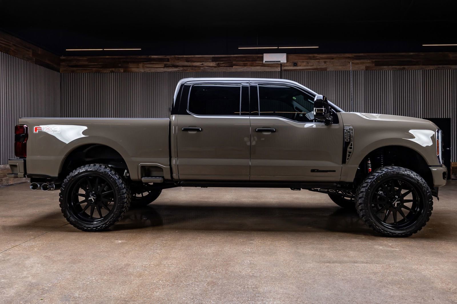 Used 2026 Ford F250 King Ranch w/ Chrome Package image 11