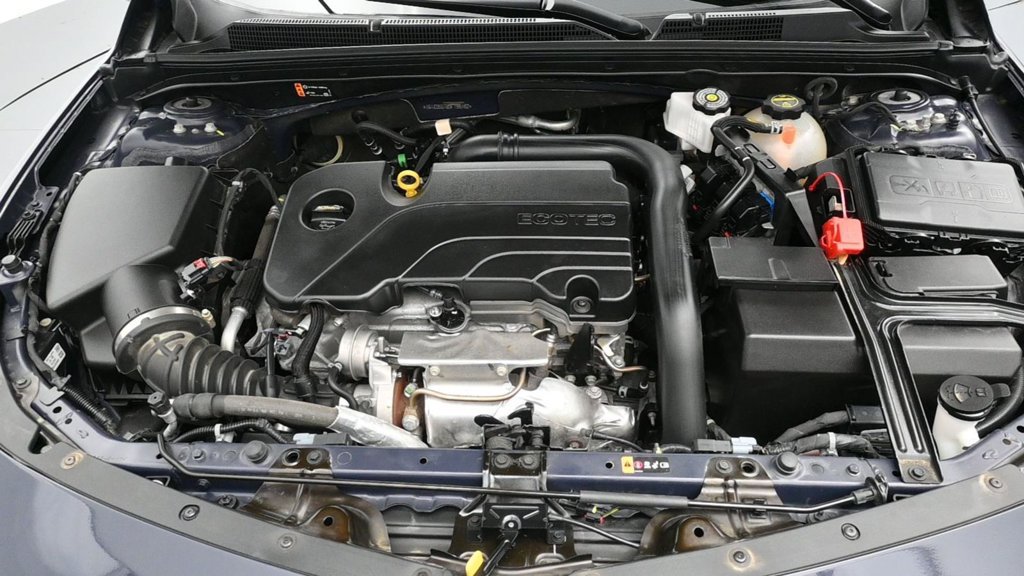 Used 2025 Chevrolet Malibu LT FWD image 17
