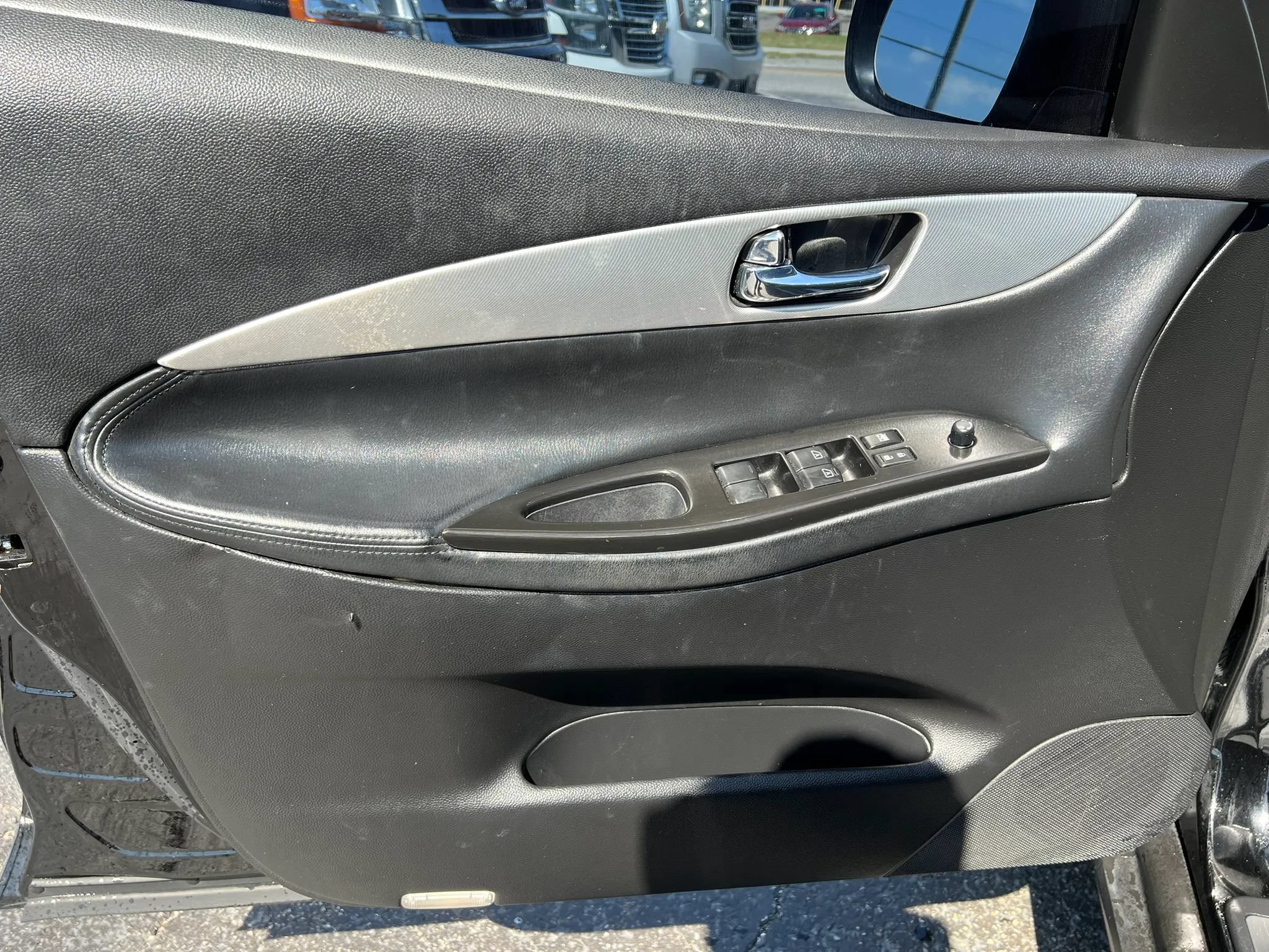 Used 2017 INFINITI QX50 AWD image 9