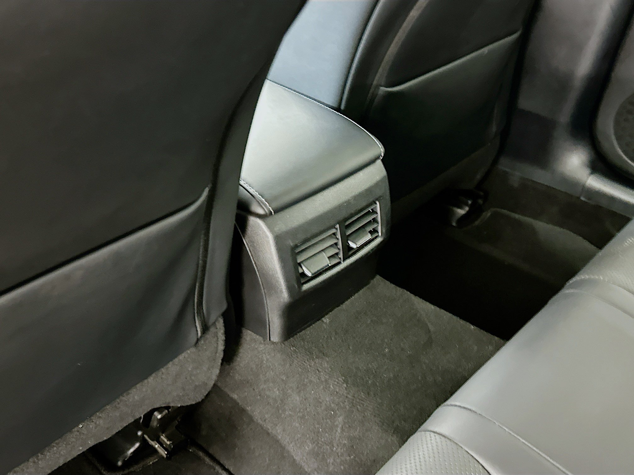 Used 2025 Lexus IS 350 F Sport AWD/4WD image 29