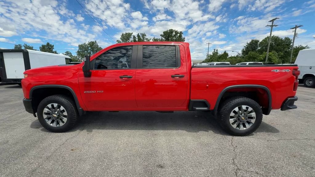 Used 2022 Chevrolet Silverado 2500 Custom w/ Custom Convenience Package AWD/4WD image 5