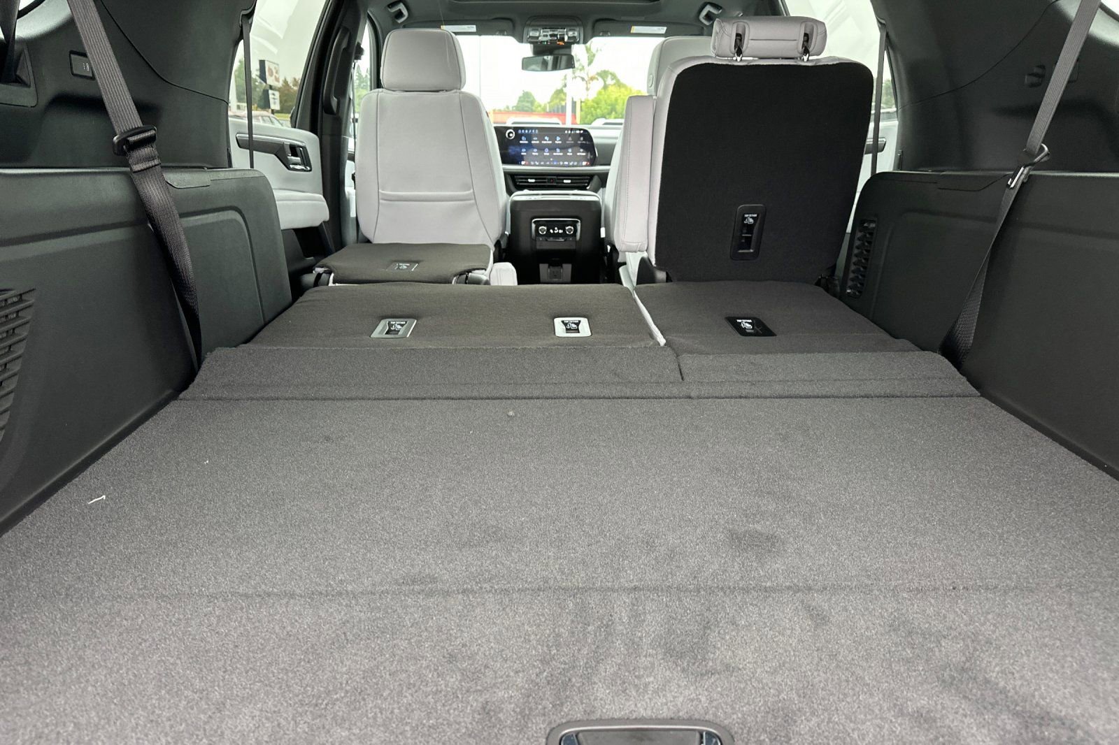 New 2026 Chevrolet Suburban Premier w/ Sun And Tow Package image 18