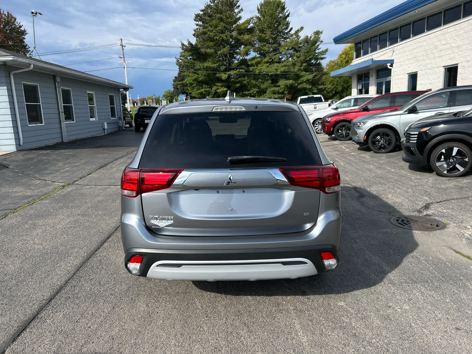 Used 2020 Mitsubishi Outlander SE FWD image 4