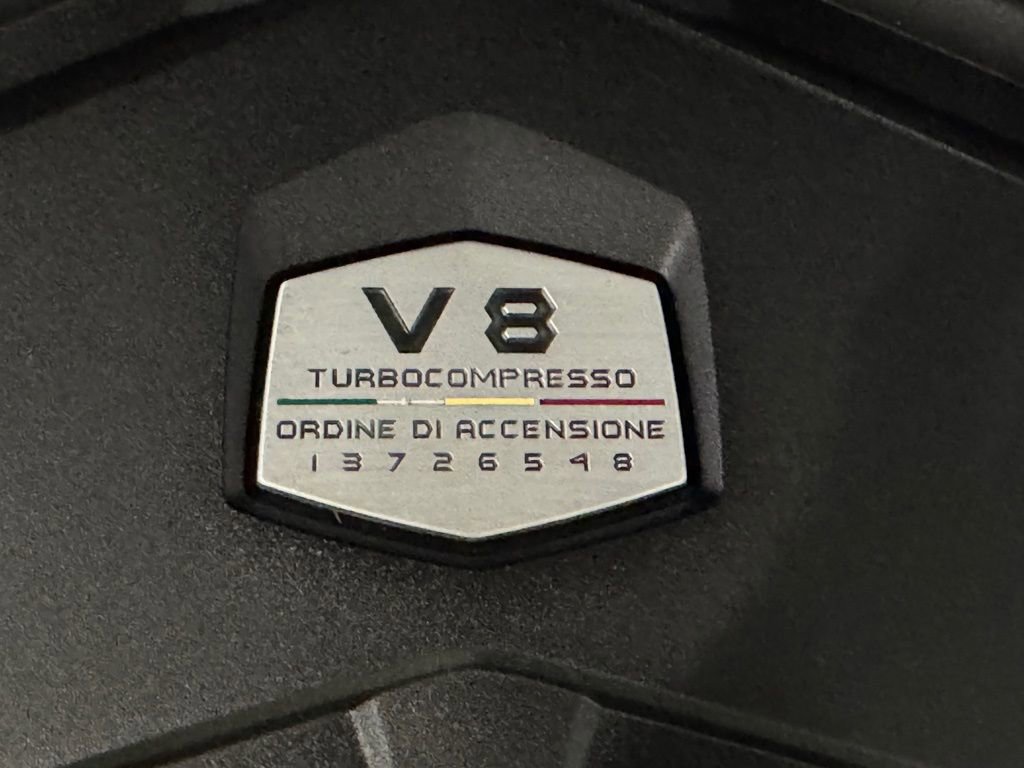 Used 2020 Lamborghini Urus image 21