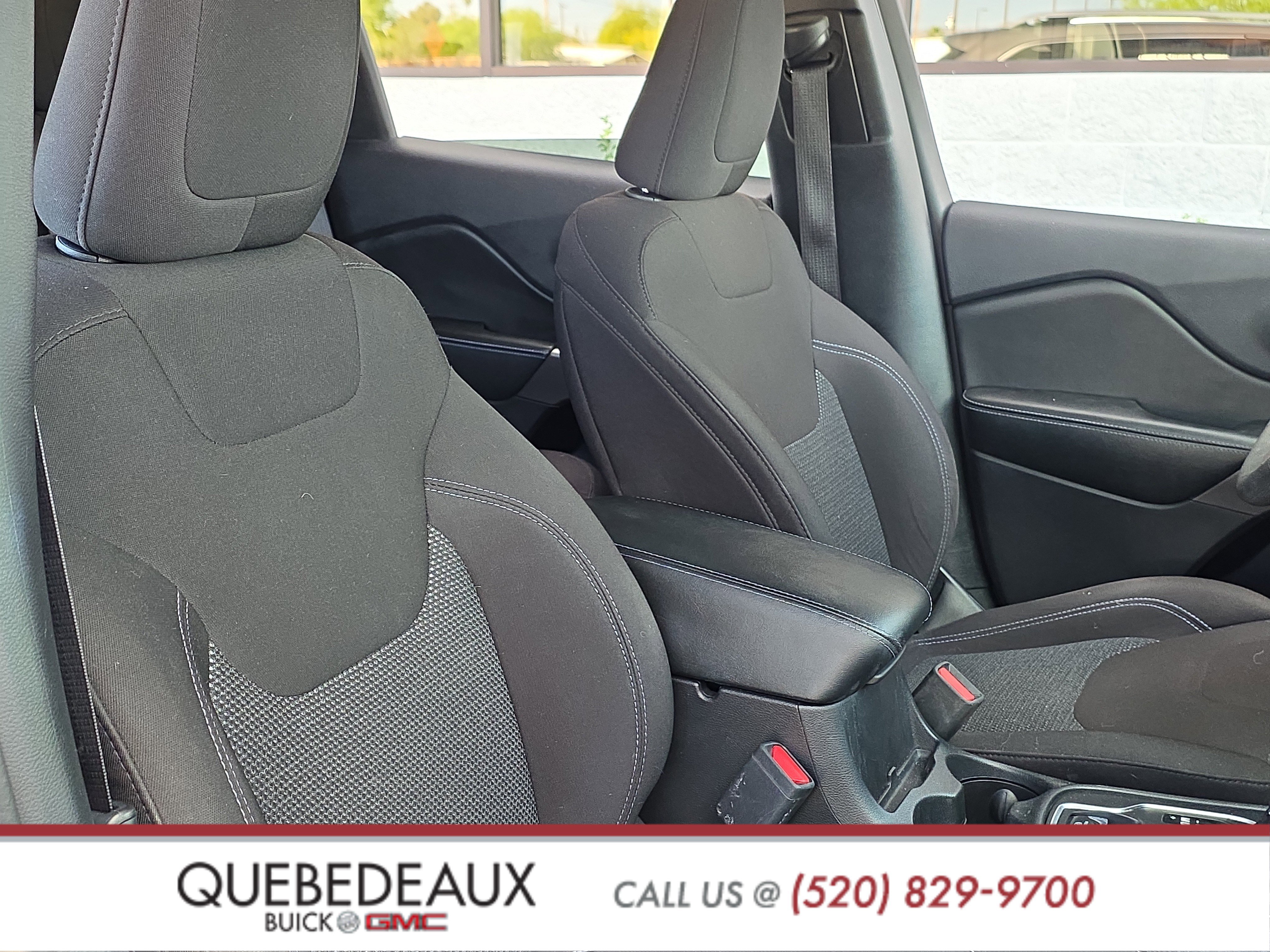 Used 2019 Jeep Cherokee Latitude w/ Popular Appearance Group image 29