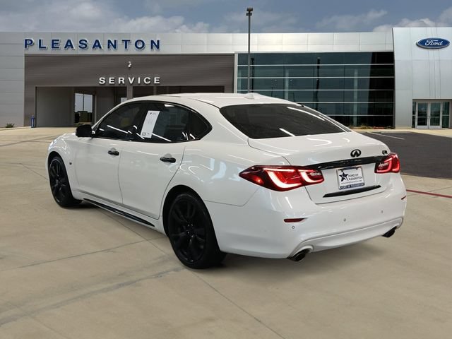 Used 2019 INFINITI Q70 L 3.7 w/ Sensory Package RWD image 3