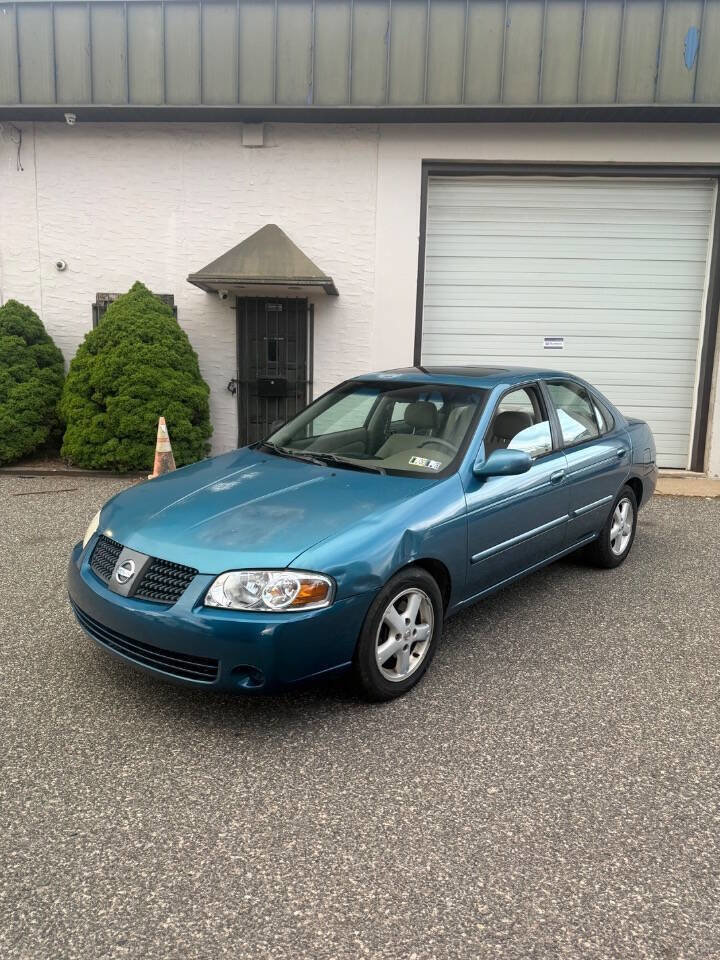 Used 2004 Nissan Sentra S w/ Sunroof Pkg FWD image 2