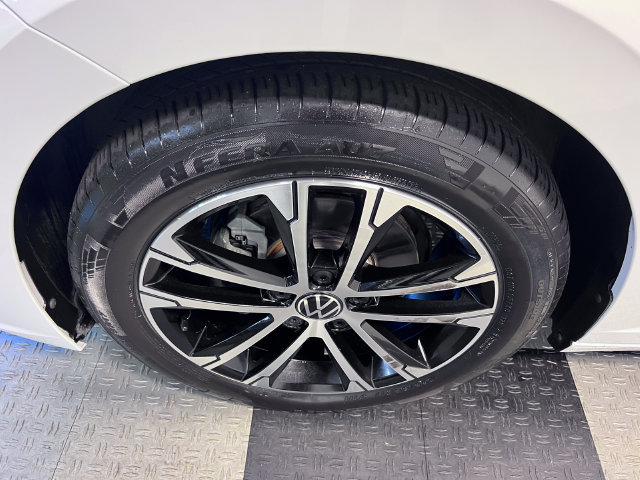 Certified 2024 Volkswagen Jetta Sport FWD image 8