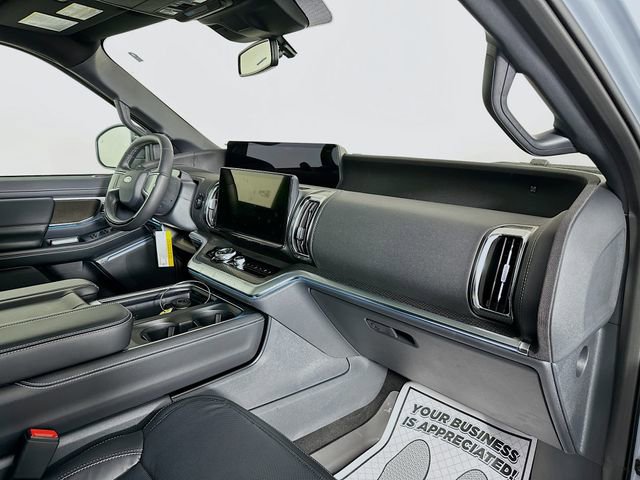 New 2025 Ford Expedition Platinum image 37