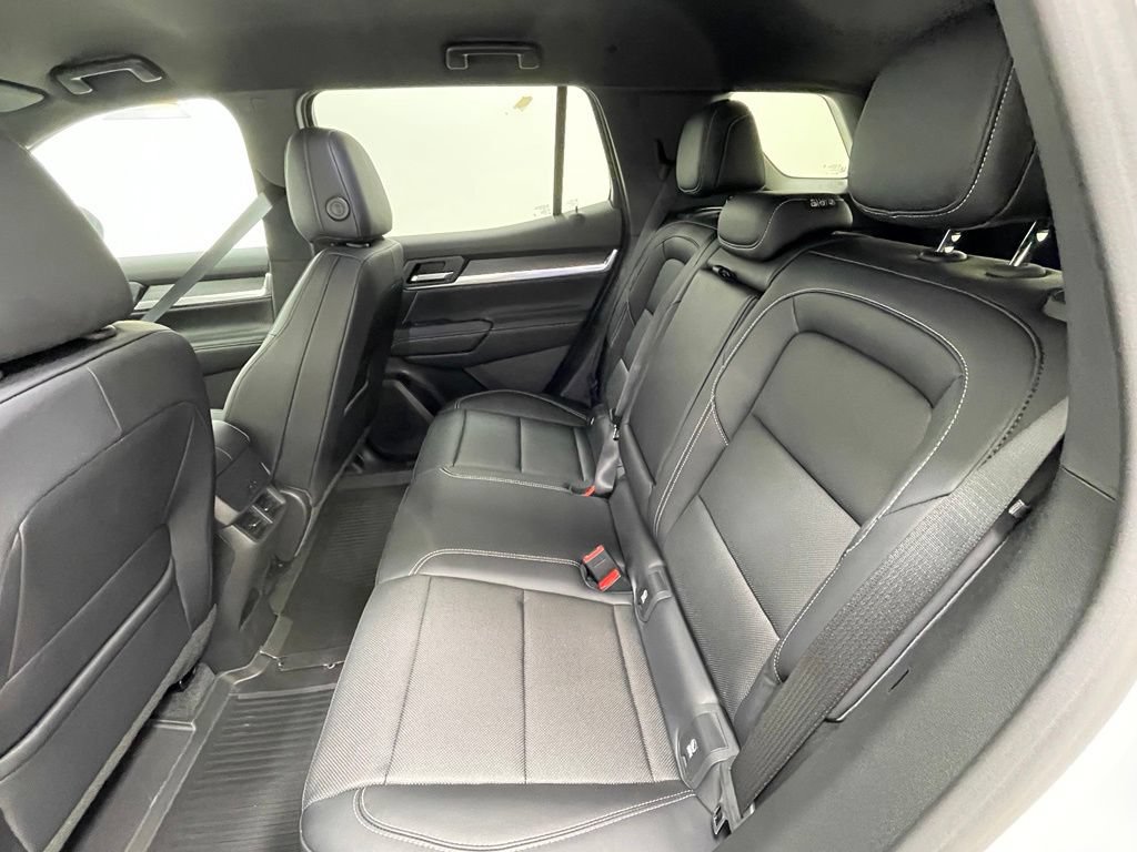 New 2026 GMC Terrain Elevation w/ Elevation Premium Package AWD/4WD image 12