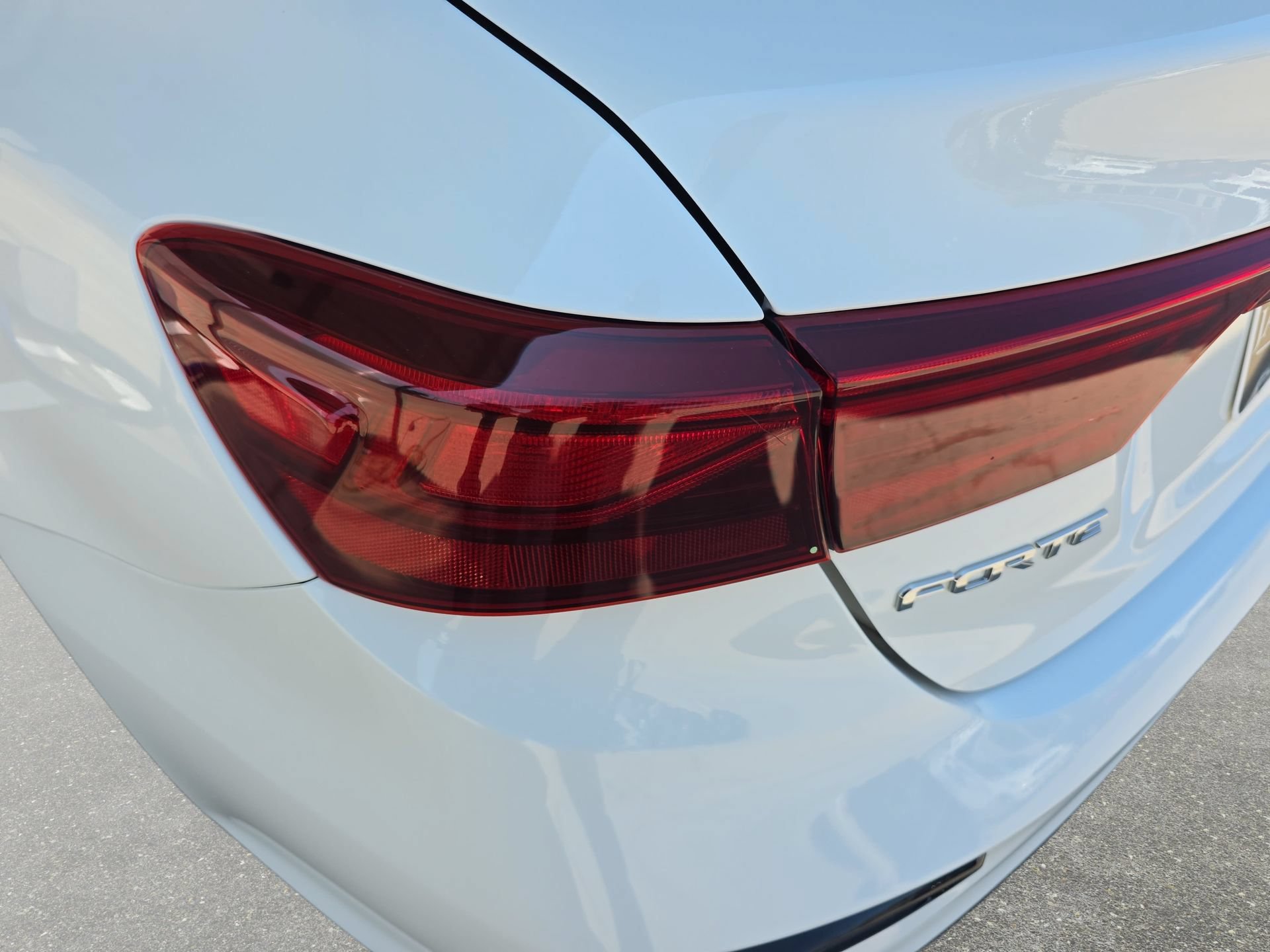 Used 2020 Kia Forte LXS FWD image 31