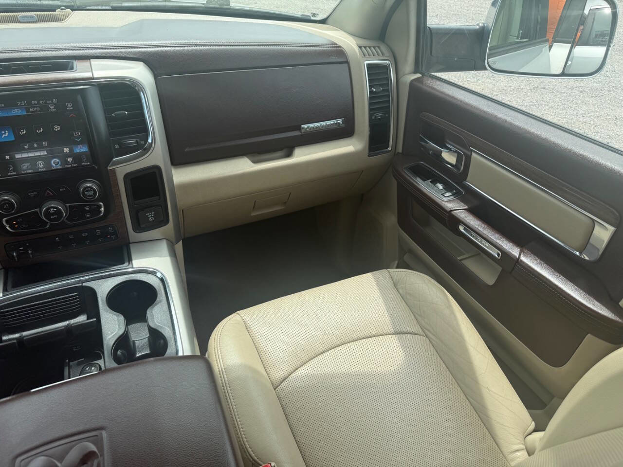 Used 2017 RAM 2500 Laramie w/ Snow Chief Group AWD/4WD image 34