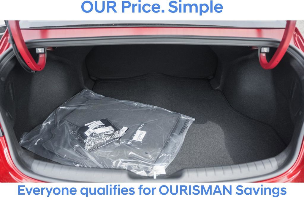 New 2025 Hyundai Elantra Sport image 8