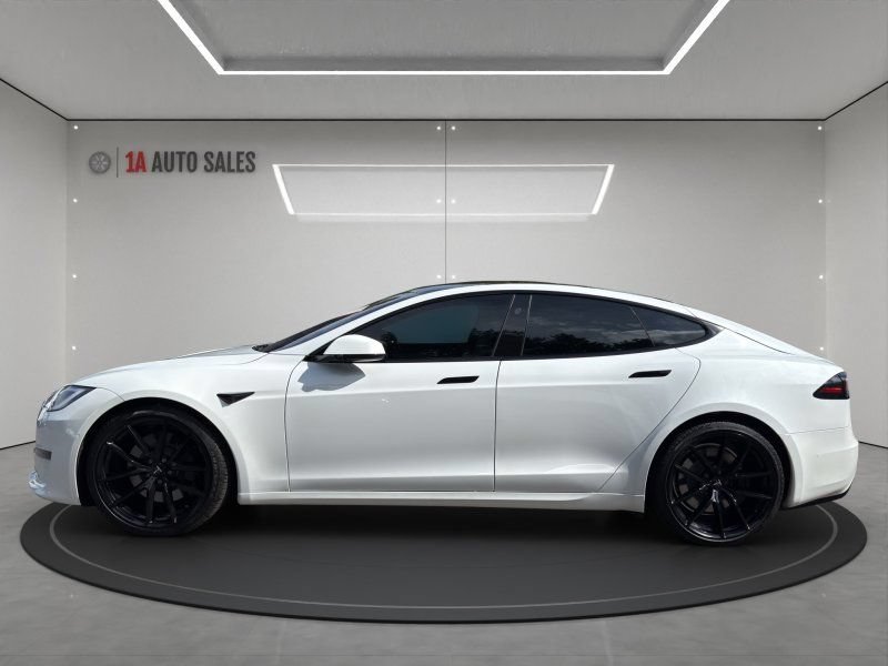Used 2022 Tesla Model S AWD/4WD image 2