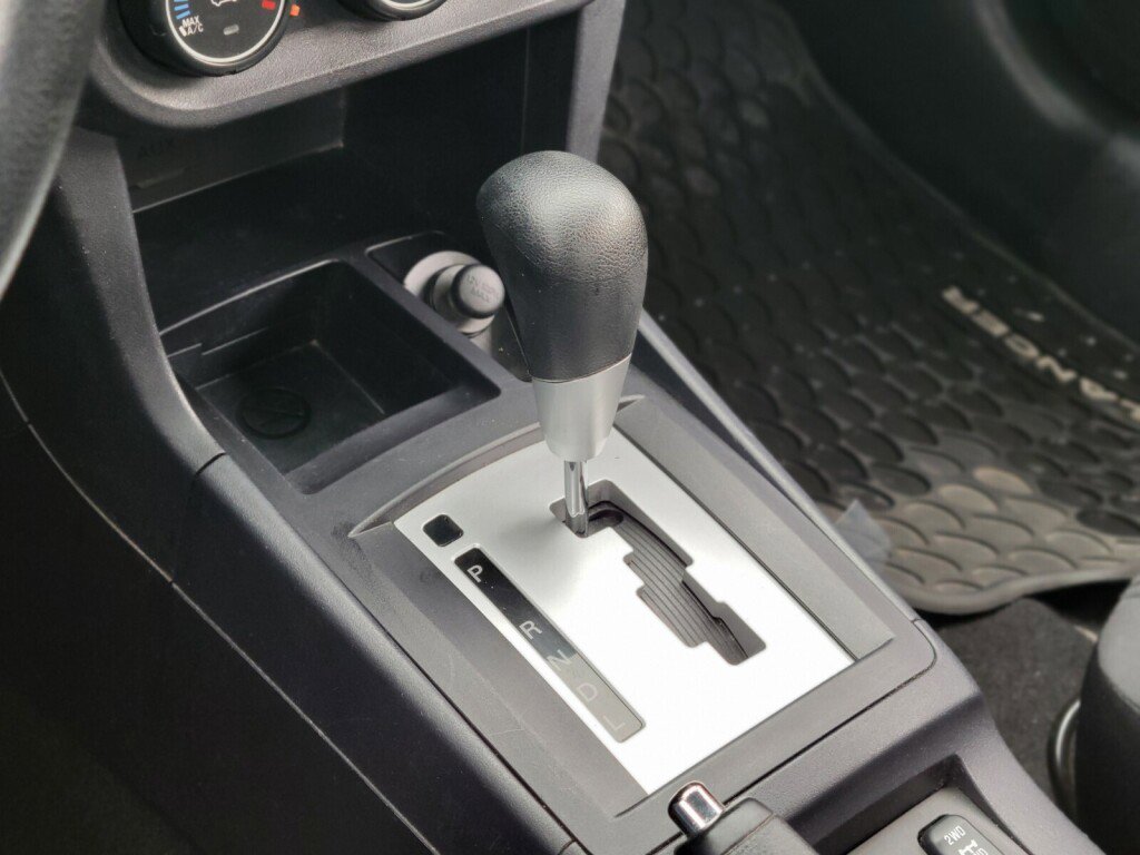 Used 2014 Mitsubishi Lancer SE image 21