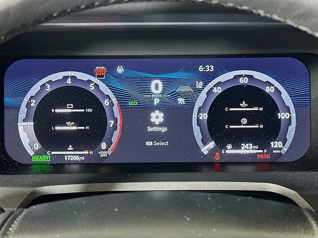 Used 2025 Toyota 4Runner Trailhunter AWD/4WD image 13