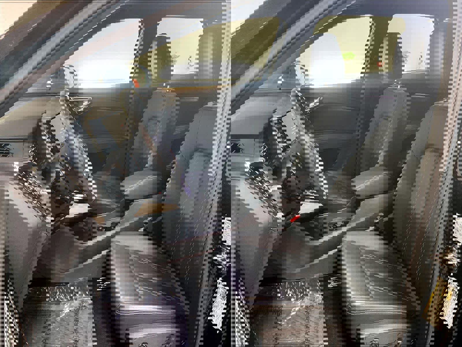 Used 2023 Audi Q4 e-tron Premium Plus w/ Premium Plus image 24