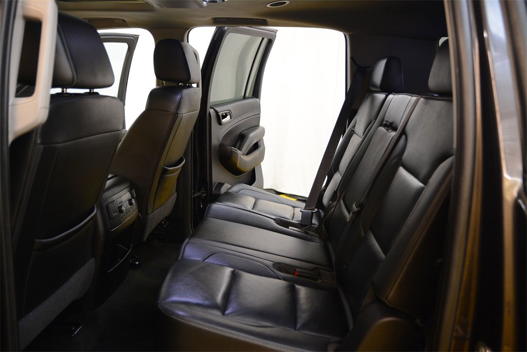 Used 2018 Chevrolet Suburban LT image 33