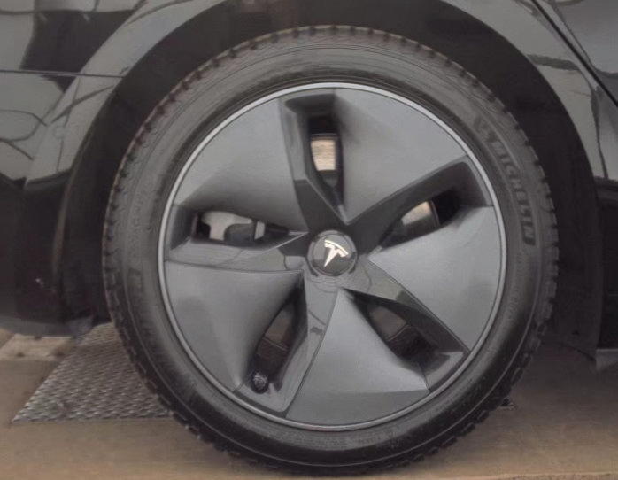 Used 2018 Tesla Model 3 Long Range AWD/4WD image 13