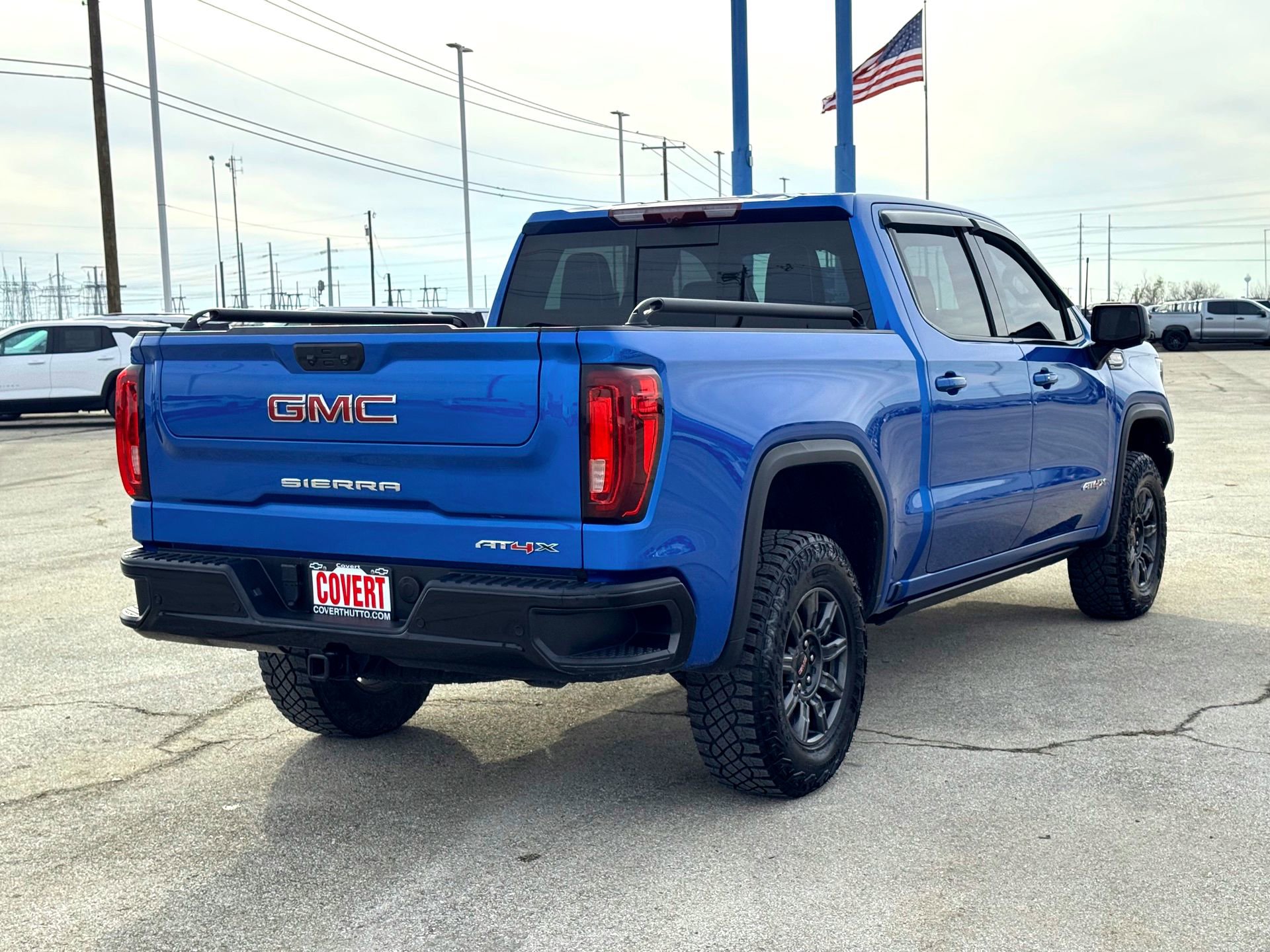 Used 2024 GMC Sierra 1500 AT4X AWD/4WD image 9