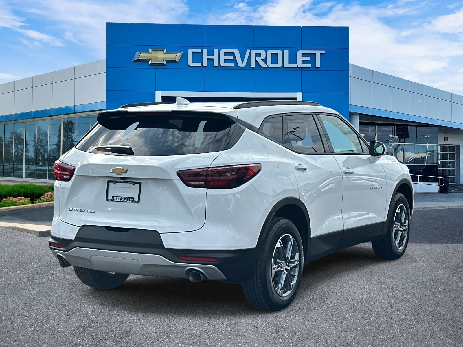 Certified 2024 Chevrolet Blazer LT w/ Convenience Package AWD/4WD image 4