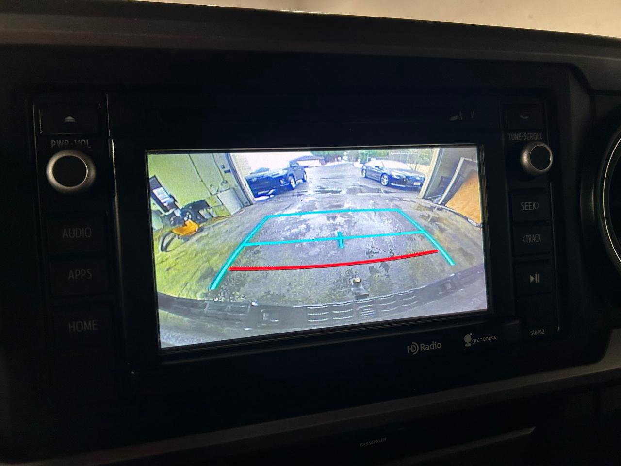 Used 2016 Toyota Tacoma SR5 AWD/4WD image 14
