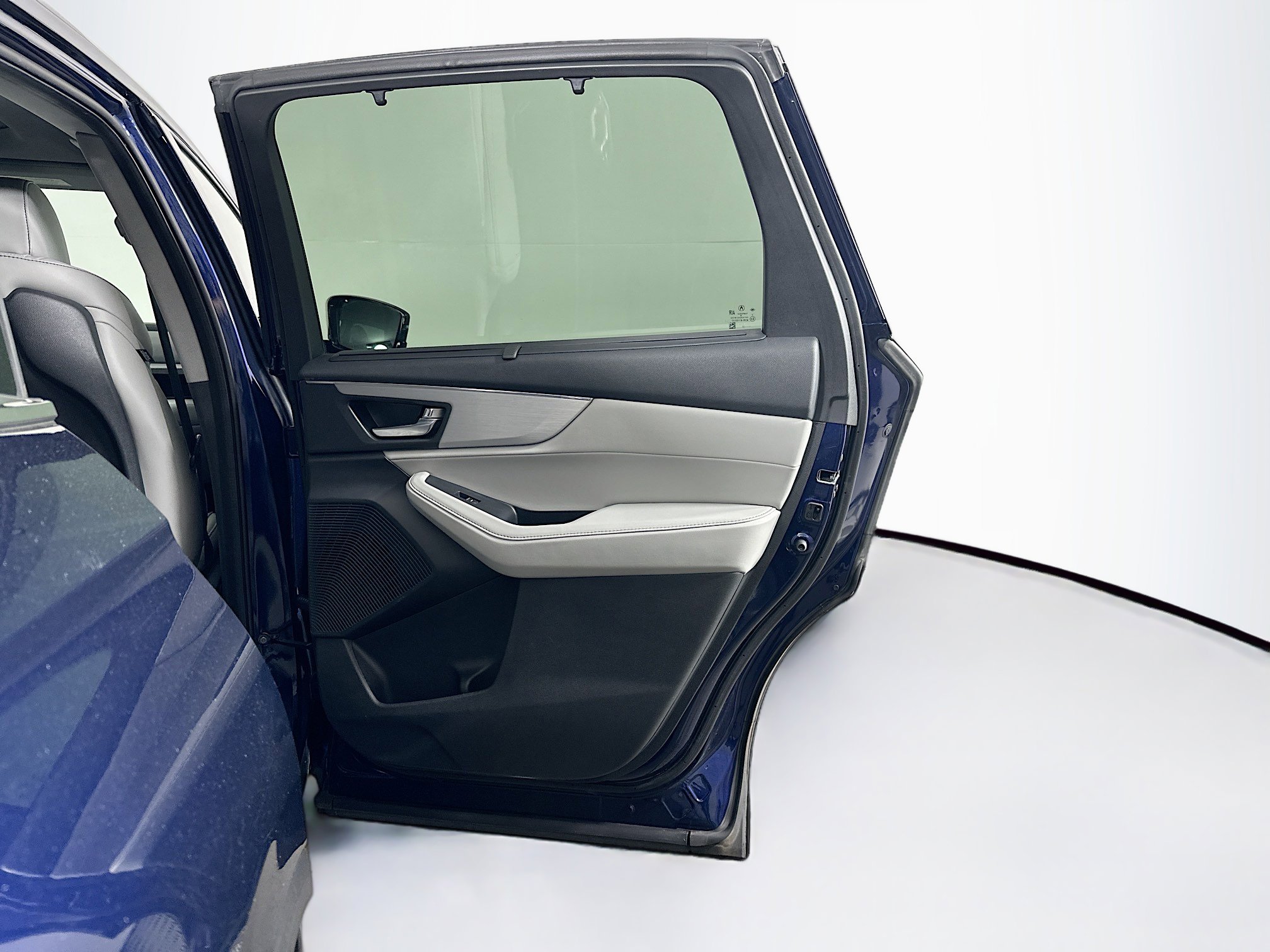 Used 2023 Acura MDX SH-AWD w/ Technology Package image 33