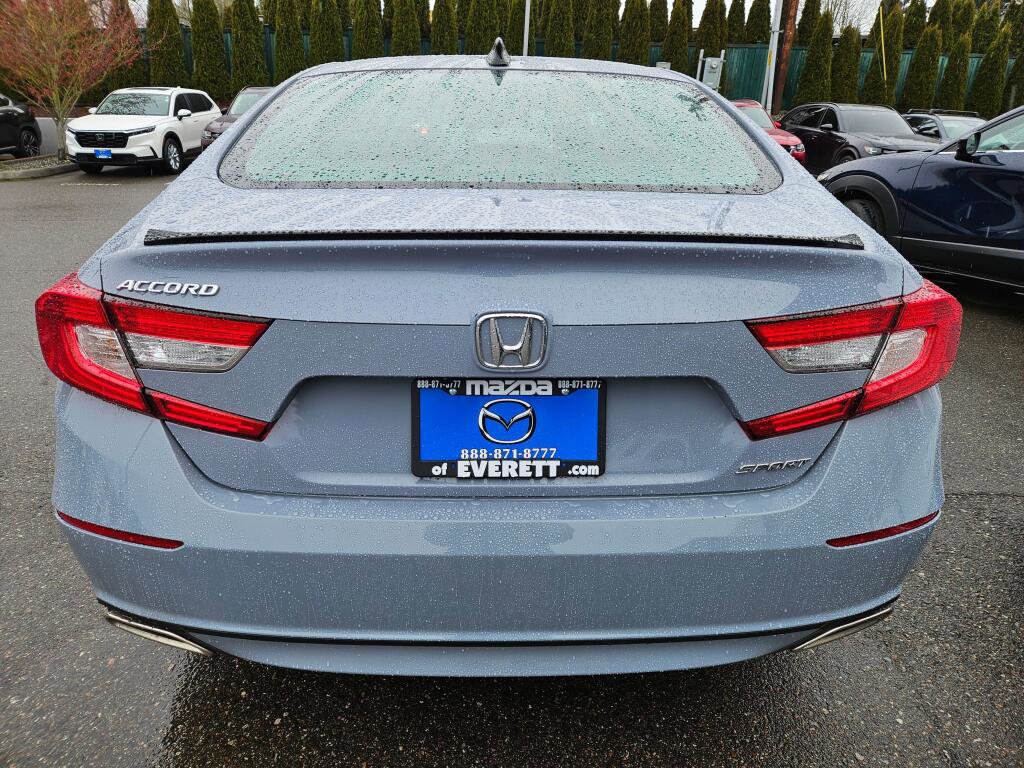 Used 2022 Honda Accord Sport image 4