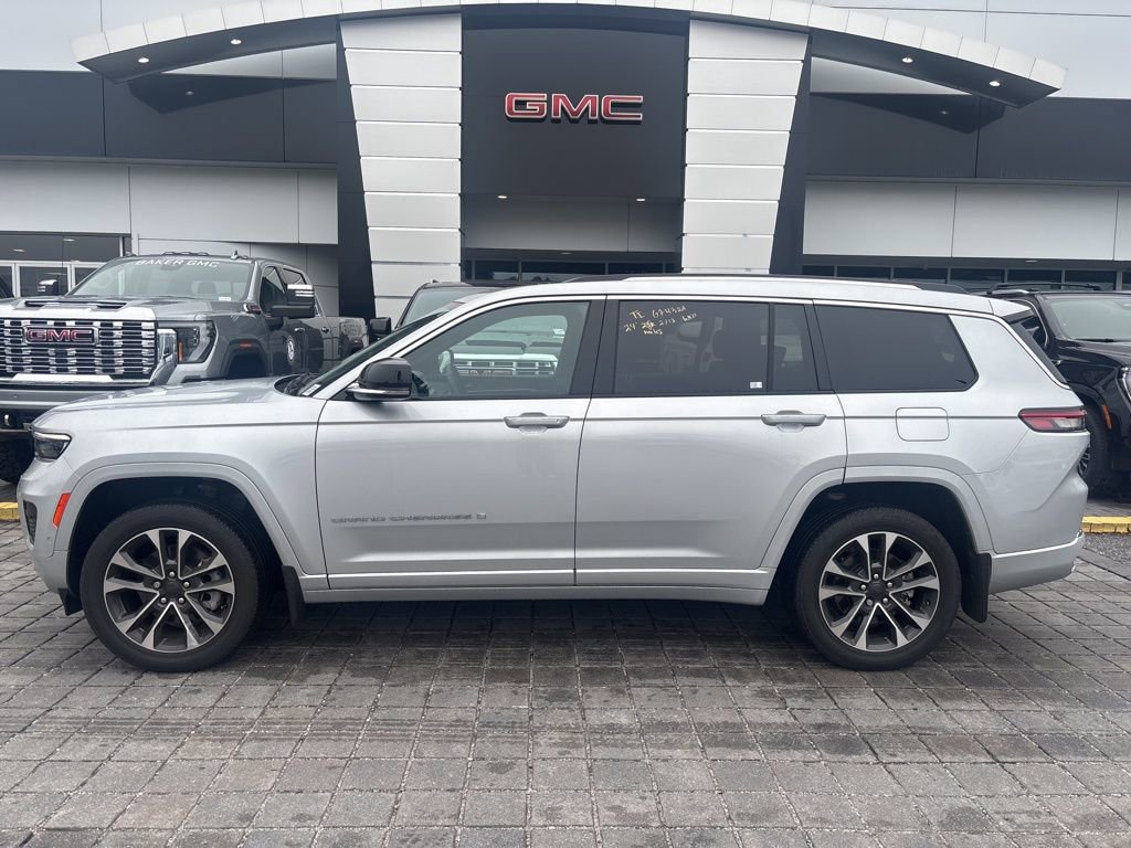 Used 2023 Jeep Grand Cherokee L Overland w/ Trailer Tow Group (B) image 1