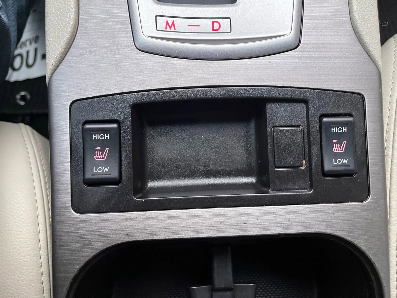 Used 2012 Subaru Outback 3.6R Limited w/ Moonroof Pkg image 18