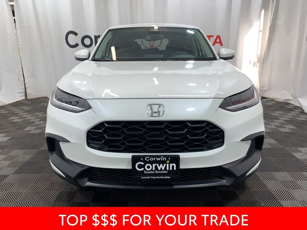 Used 2025 Honda HR-V LX image 2