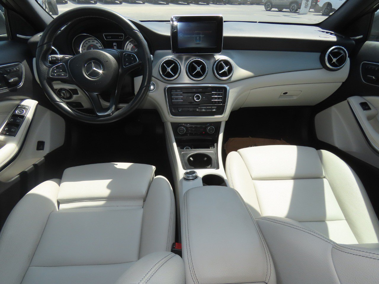 Used 2017 Mercedes-Benz GLA 250 image 24