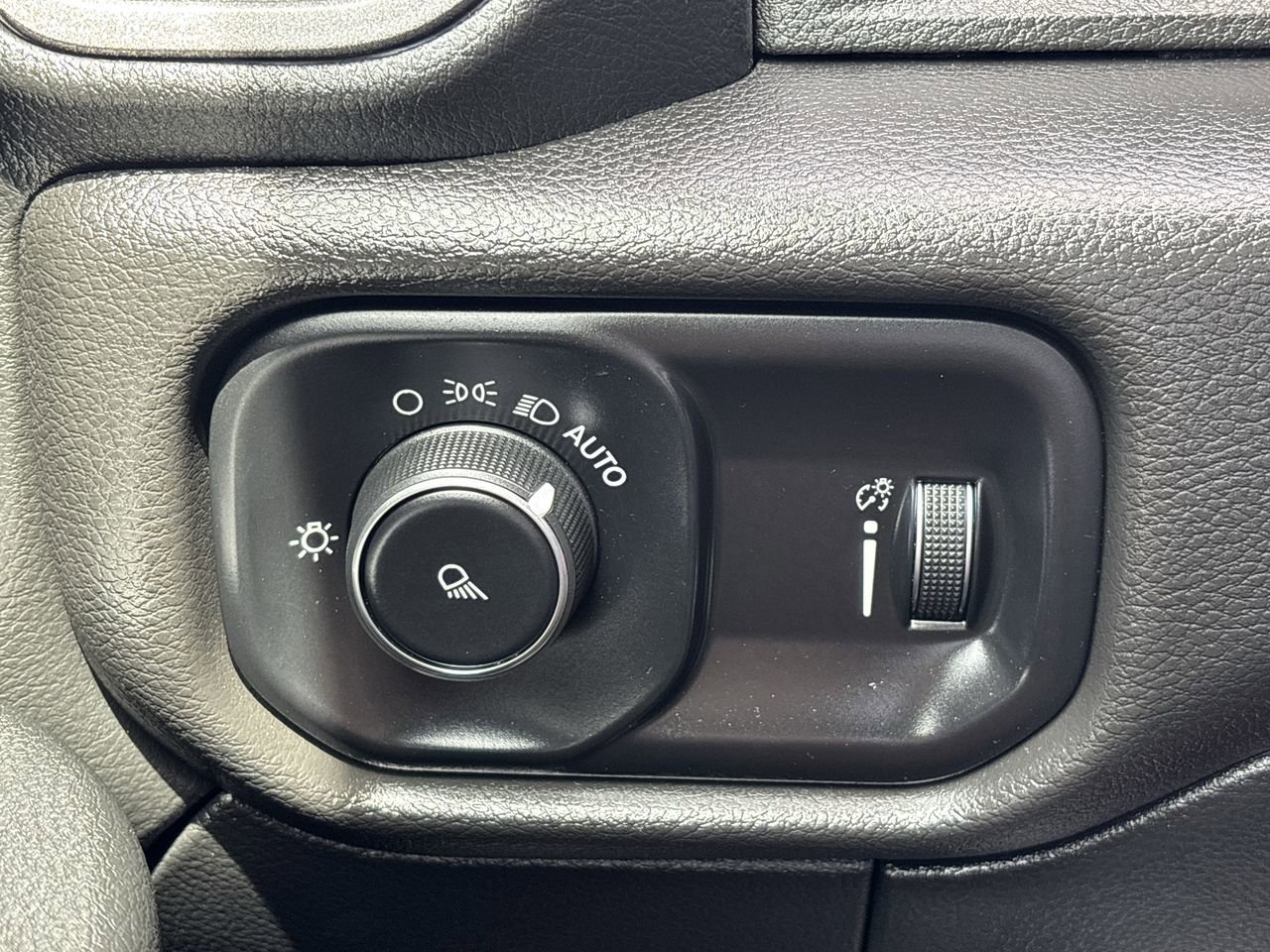 Used 2021 RAM 3500 Tradesman image 19