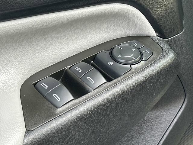 Used 2023 Chevrolet Equinox LS w/ LS Convenience Package image 16