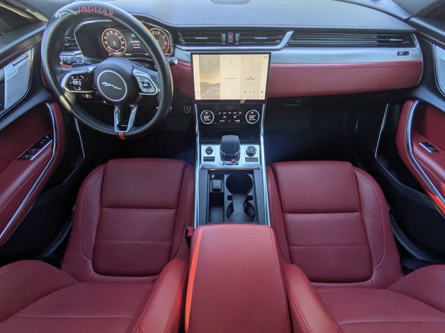 Used 2024 Jaguar XF R-Dynamic SE RWD image 14