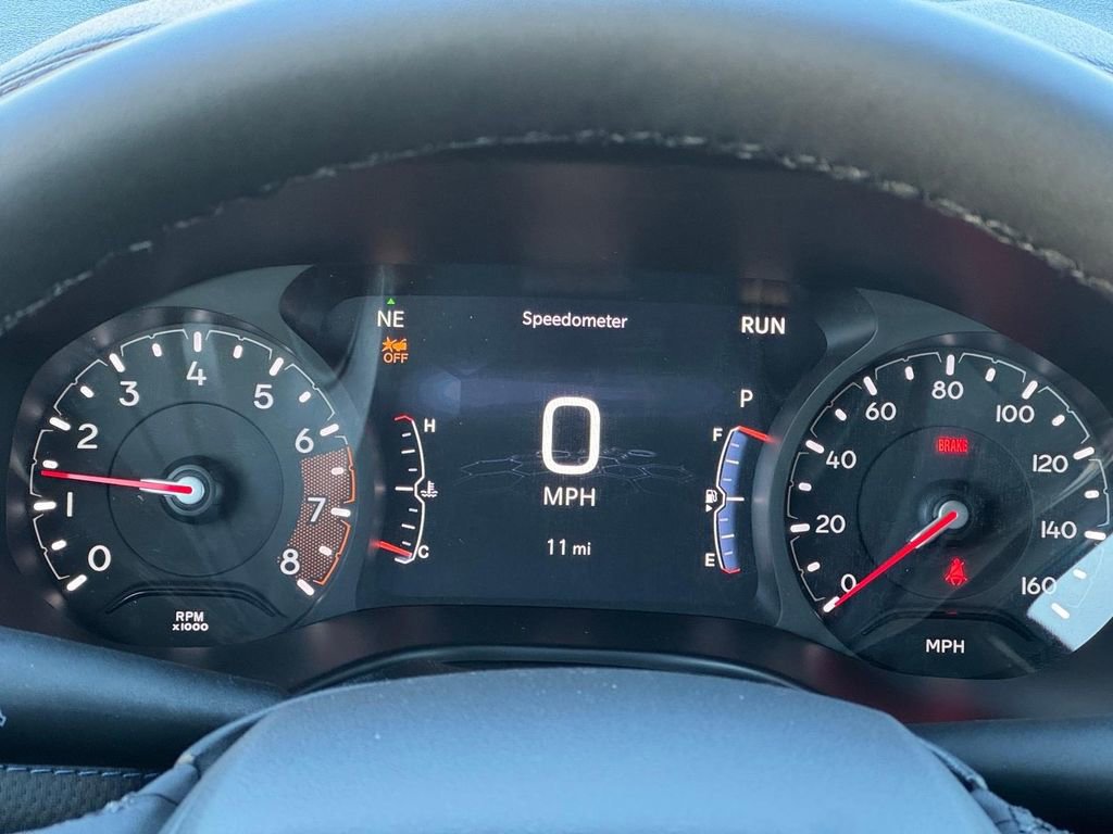 New 2026 Jeep Compass Latitude w/ Sun and Sound Group AWD/4WD image 15