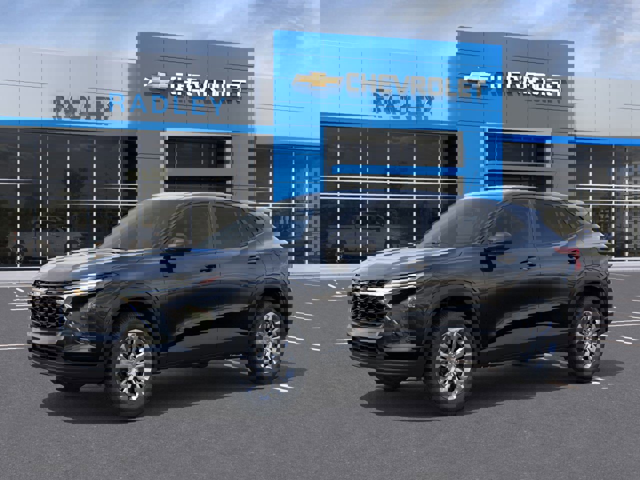 New 2026 Chevrolet Trax LS image 2