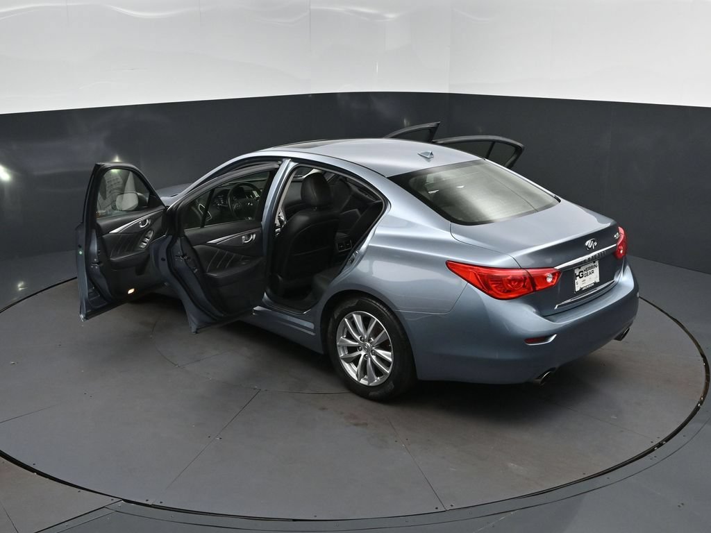 Certified 2016 INFINITI Q50 3.0t Premium w/ 3.0T Premium Plus Package RWD image 2