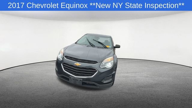 Used 2017 Chevrolet Equinox LS image 3
