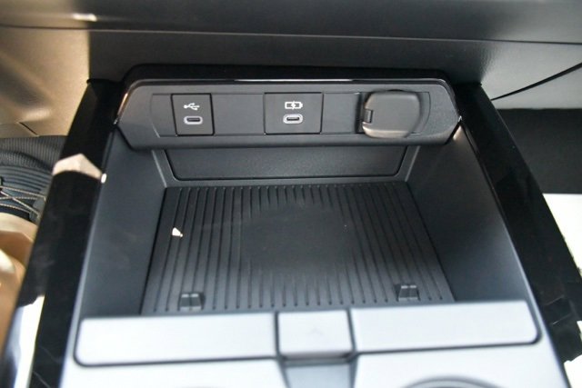 New 2026 Toyota Prius LE image 24